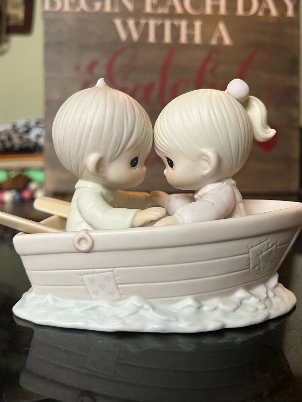 Vintage Precious Moments "Friends Never Drift Apart" Rowboat Figurine #100250